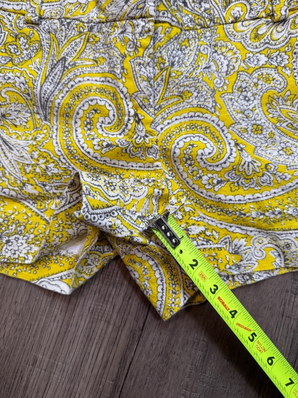 J. Crew Yellow Paisley Cotton Blend Shorts - Size 6 - Picture 3 of 12